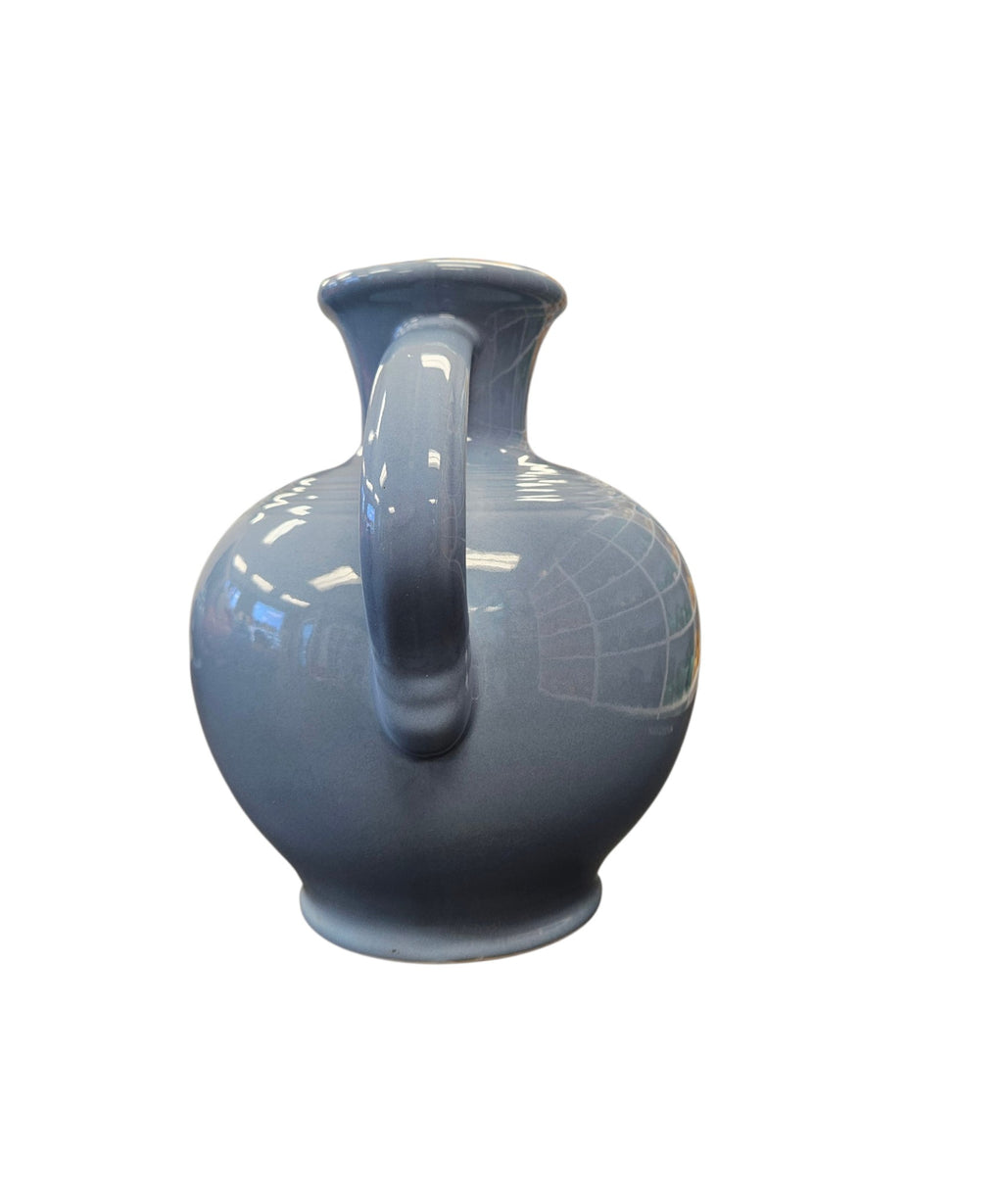 This is a Fiesta Fiestware small 60 Ounce Carafe in periwinkle. Lead-free Post 1986 Retired color retired shape
