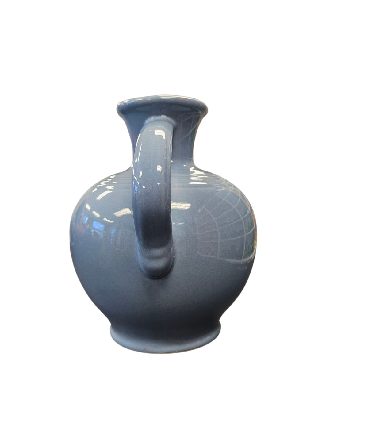 This is a Fiesta Fiestware small 60 Ounce Carafe in periwinkle. Lead-free Post 1986 Retired color retired shape
