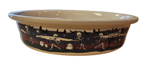 This is Fiesta fiestware Classic Extra Large Two 2 Quart Serving Bowl featuring the Betty Crocker Halloween Nights decal on white. Lead free, post 1986, retired decal, Hard to Find, Halloween
