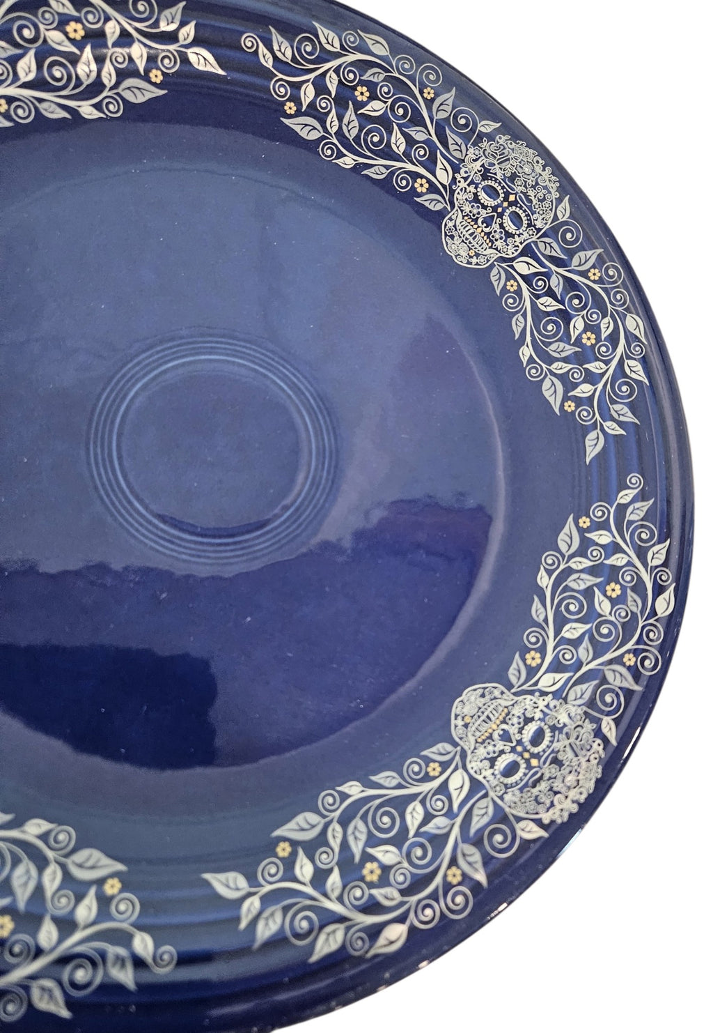 This is Fiesta fiestware Classic Chop Plate featuring the Skull & Vine border decal on twilight. Lead free, post 1986,  retired decal, retired color, Halloween
