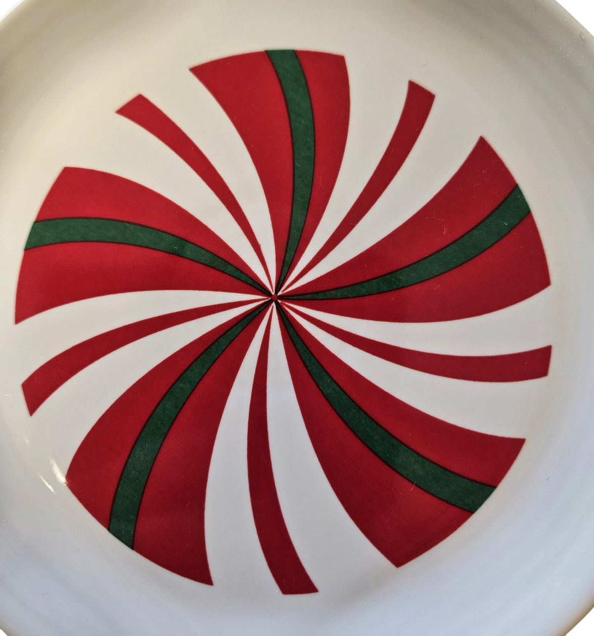 This is a Fiesta Fiestaware Ornament Plate featuring FTCCO's Peppermint decal on White. Post 1986, Lead-free, Decorated, Christmas, Original Betty Crocker Peppermint decal brought back to life by FTCCO.
