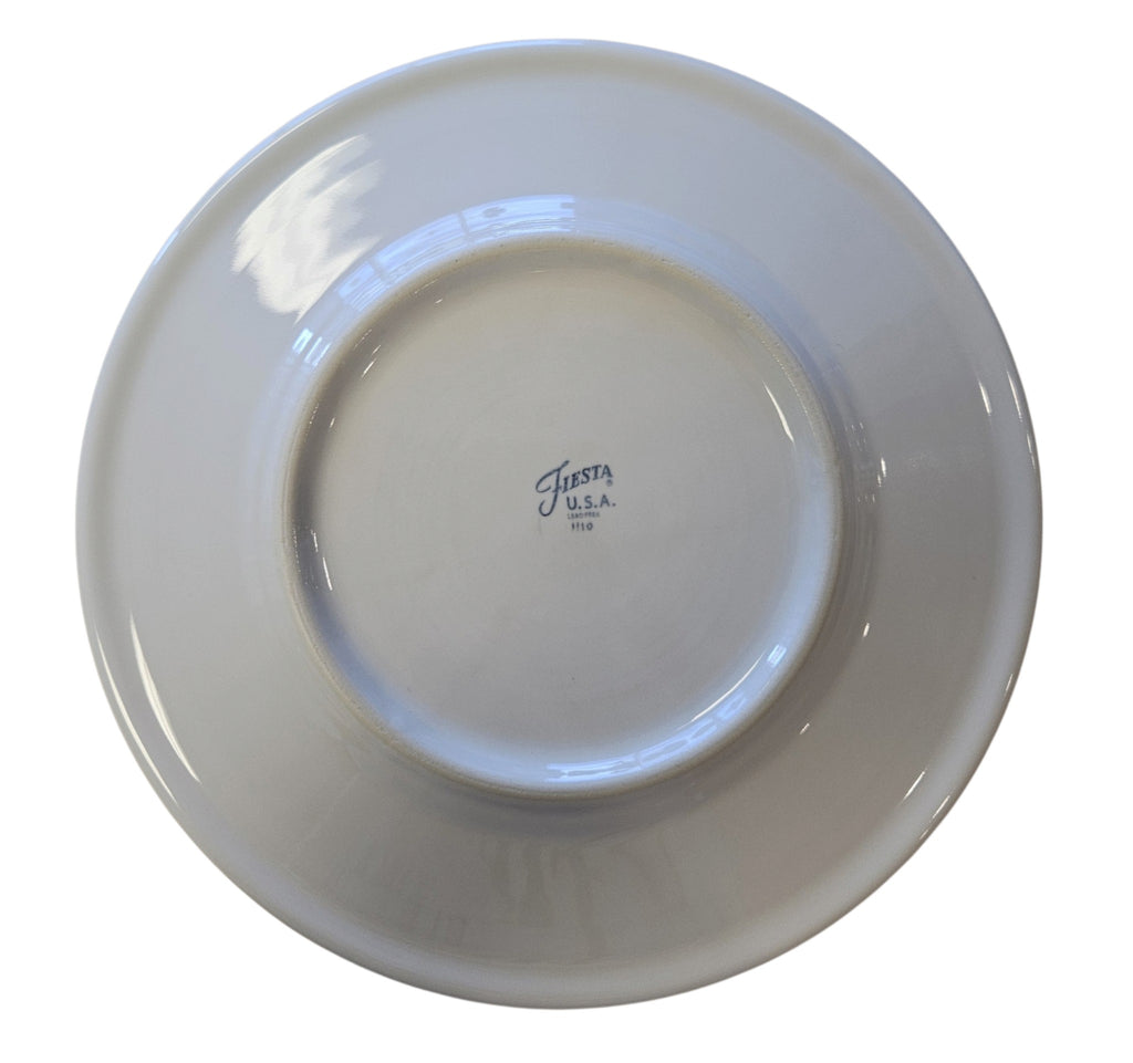 This is a Fiesta Fiestaware Classic Luncheon Plate featuring Replacements.com exclusive Holiday Garland decal on White. Post 1986, Lead-free, Decorated, Christmas

