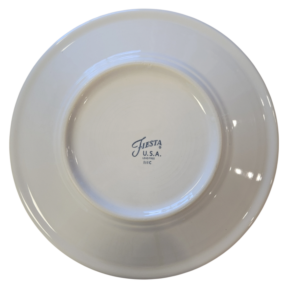 This is a Fiesta Fiestaware Classic Luncheon Plate featuring the Belk's Holiday Cardinal decal on White. Post 1986, Lead-free, Christmas, Cardinal, Pine Bough, Decorated, Retired Decal
