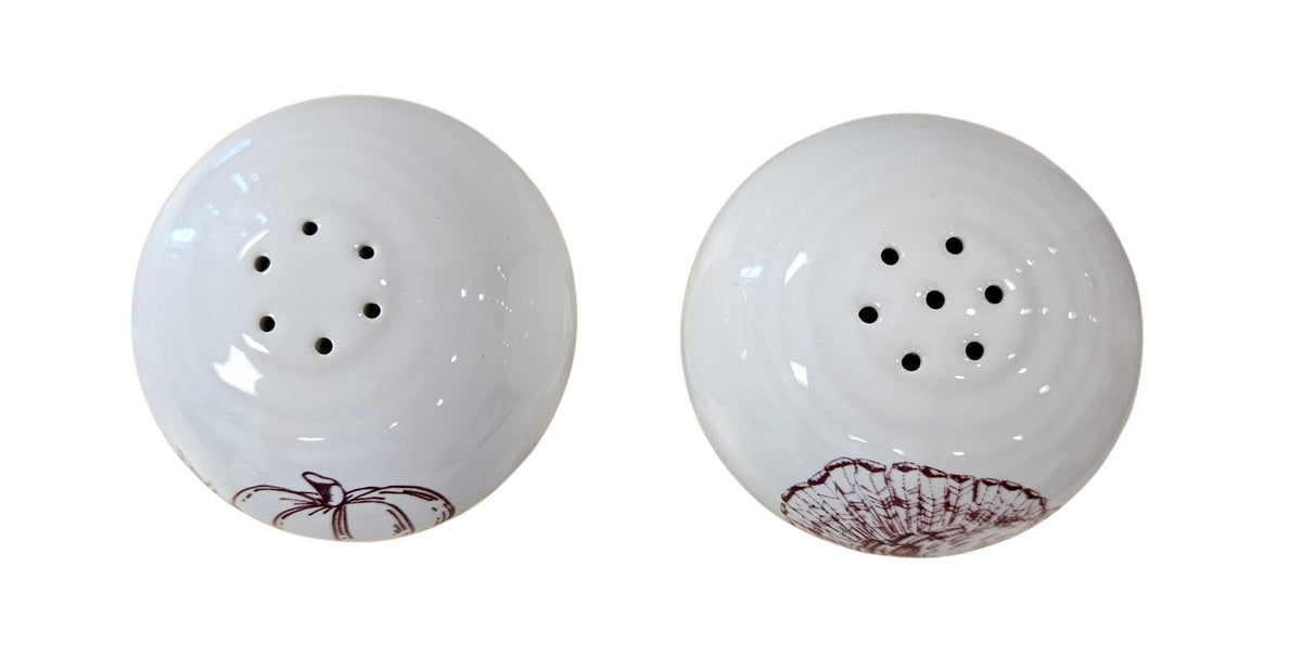 This is a Fiesta Fiestaware Salt & Pepper Set featuring the Thankgiving decal on White. lead-free, Post 1986, Fall, acorns, pumpkins
