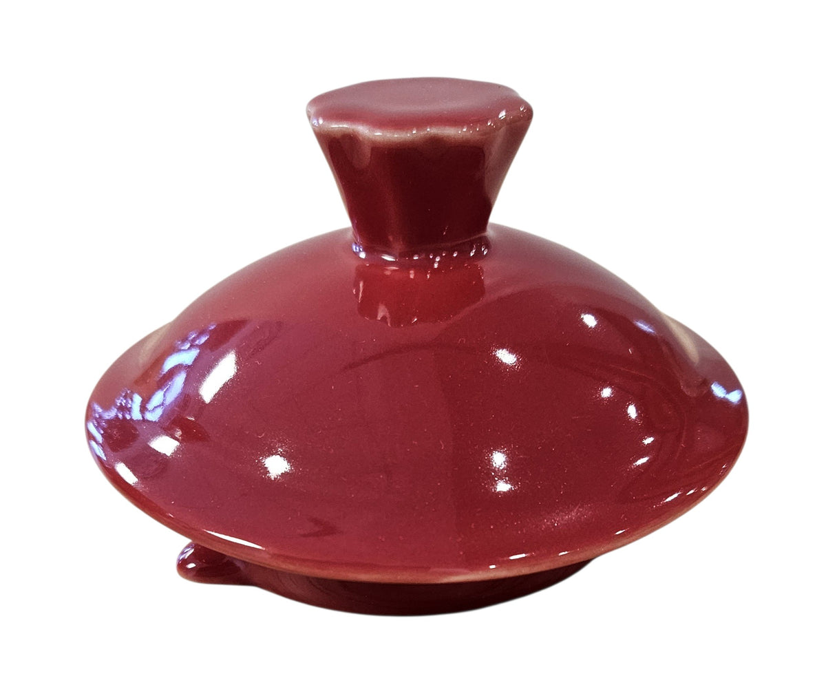 This is a Fiesta Fiestaware Five-cup 5-cup New Style Handle Tea Pot with Lid in Scarlet. lead-free, Post 1986, Retired Shape
