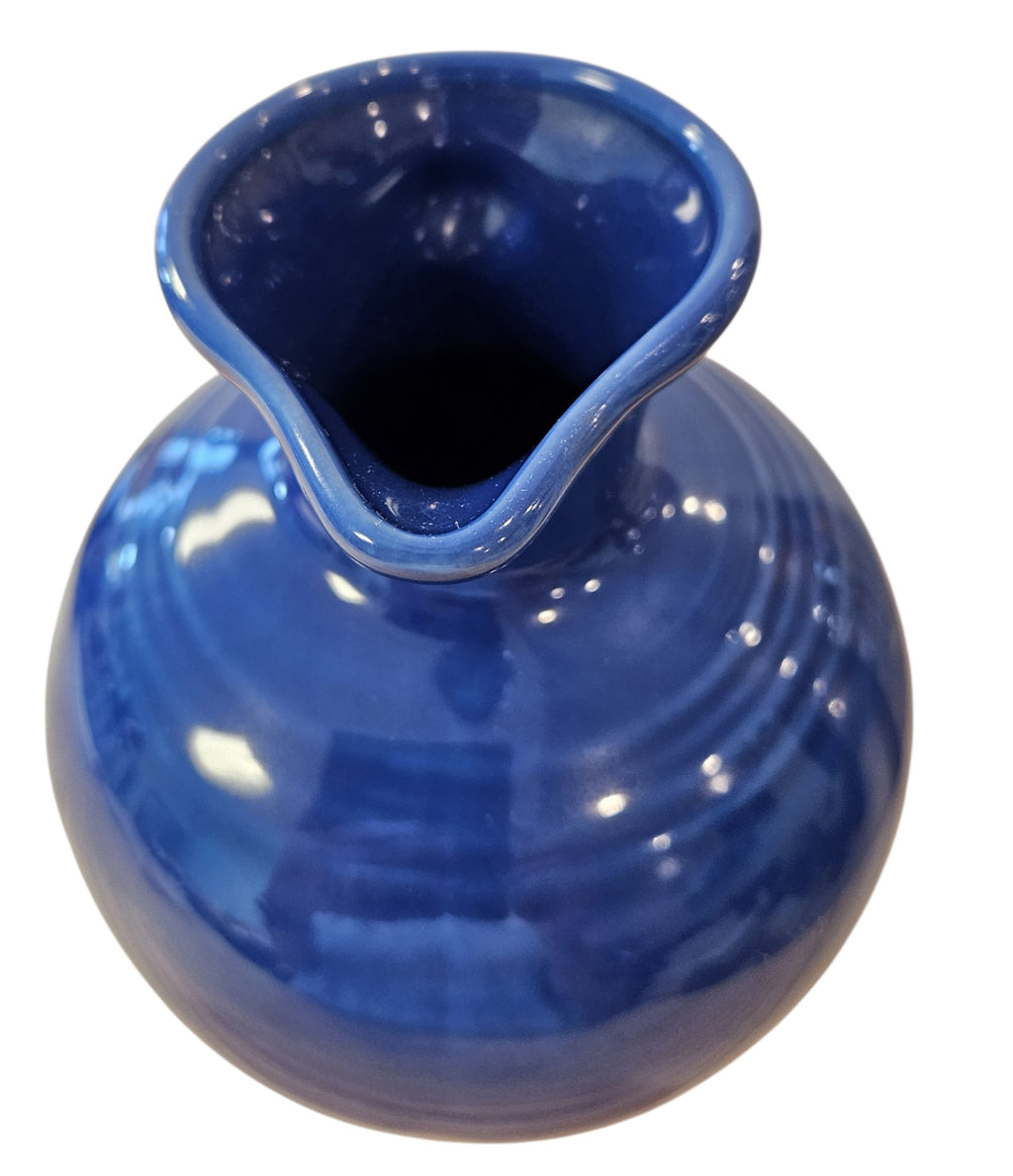 This is a Fiesta Fiestware 60 Ounce Carafe in Sapphire. Lead-free Post 1986 Retired color retired shape
