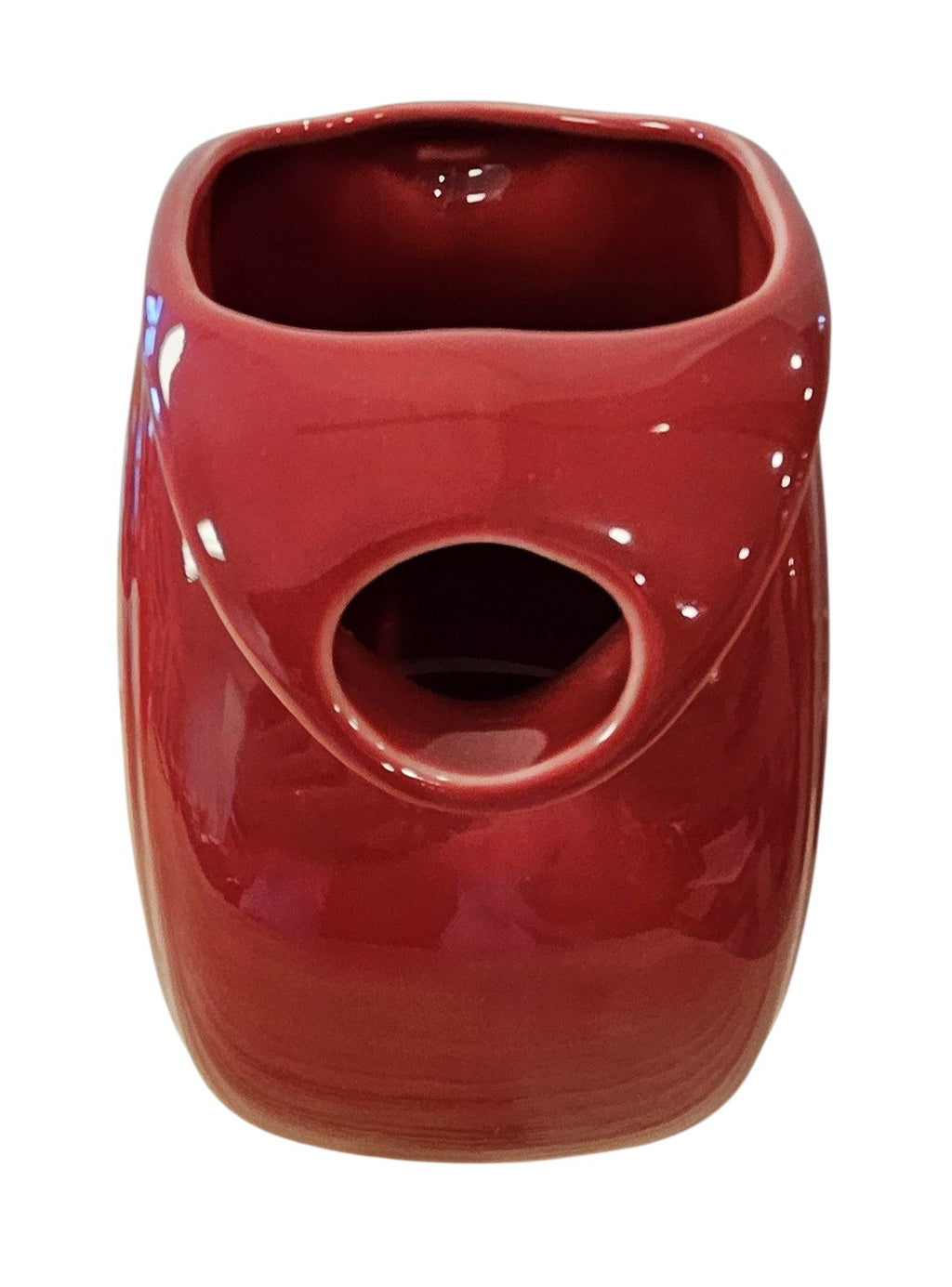 This is a Fiesta Fiestaware Large Disc Water Pitcher in Scarlet. lead-free, Post 1986, Retired Shape 67 ounce capacity
