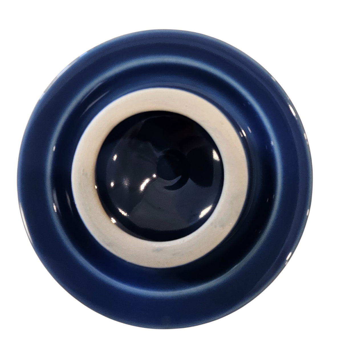 This is a Fiesta Fiestaware Five-cup 5-cup Ring Handled Tea Pot with Lid in Lapis. lead-free, Post 1986, Retired Shape
