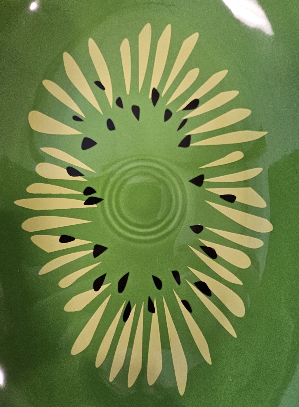 This is Fiesta fiestware Deep Oval Serving Bowl featuring the Betty Crocker Kiwi decal on shamrock. Lead free, post 1986, retired color, retired decal, Hard to Find
