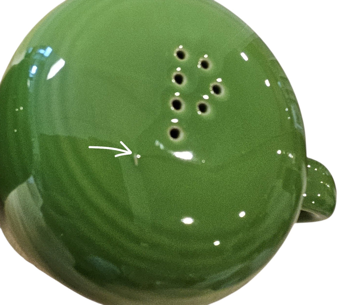 This is a Fiesta Fiestaware set of Range top Rangetop Salt and Pepper Shakers in shamrock. Post 1986 Retired Color Retired Shape Stove top Lead Free
