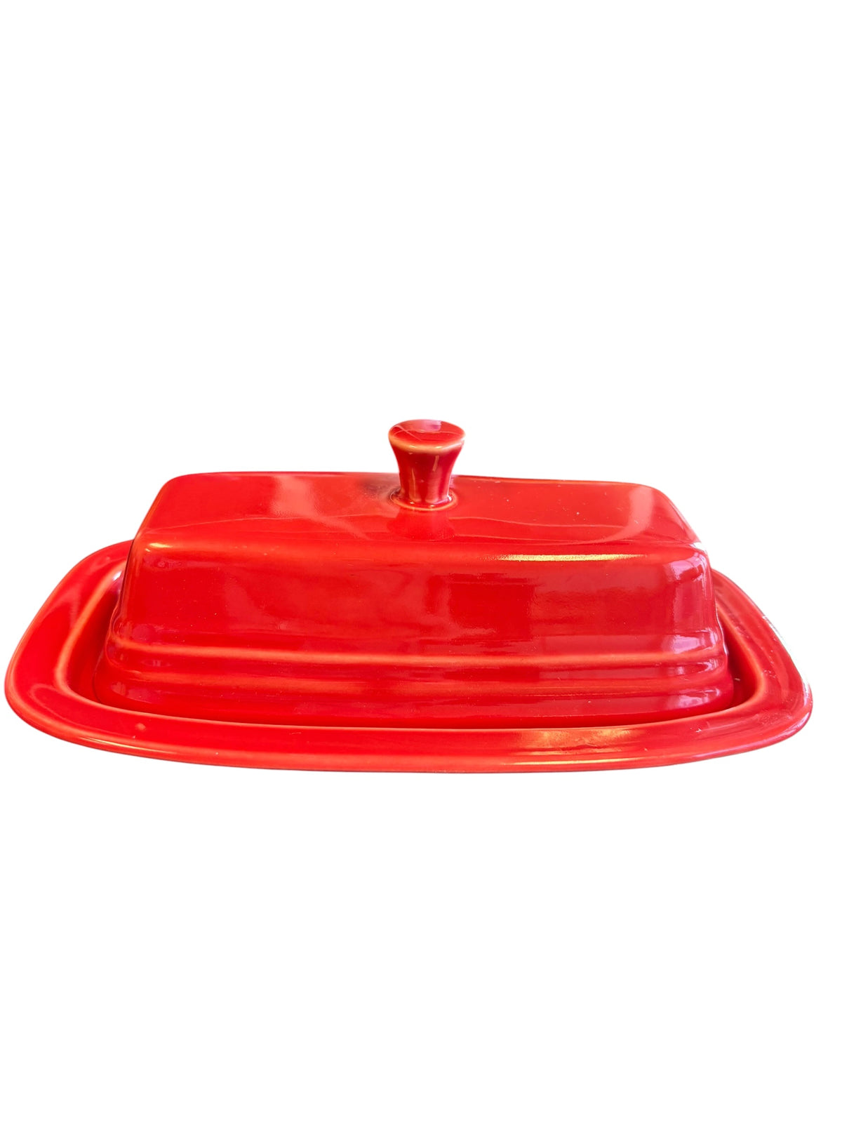 This is a Fiesta Fiestaware Classic Small butter dish in Scarlet. Post 1986 Lead Free Retired Shape Retired Color
