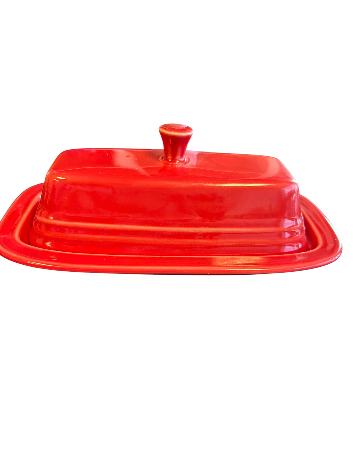 This is a Fiesta Fiestaware Classic Small butter dish in Scarlet. Post 1986 Lead Free Retired Shape Retired Color
