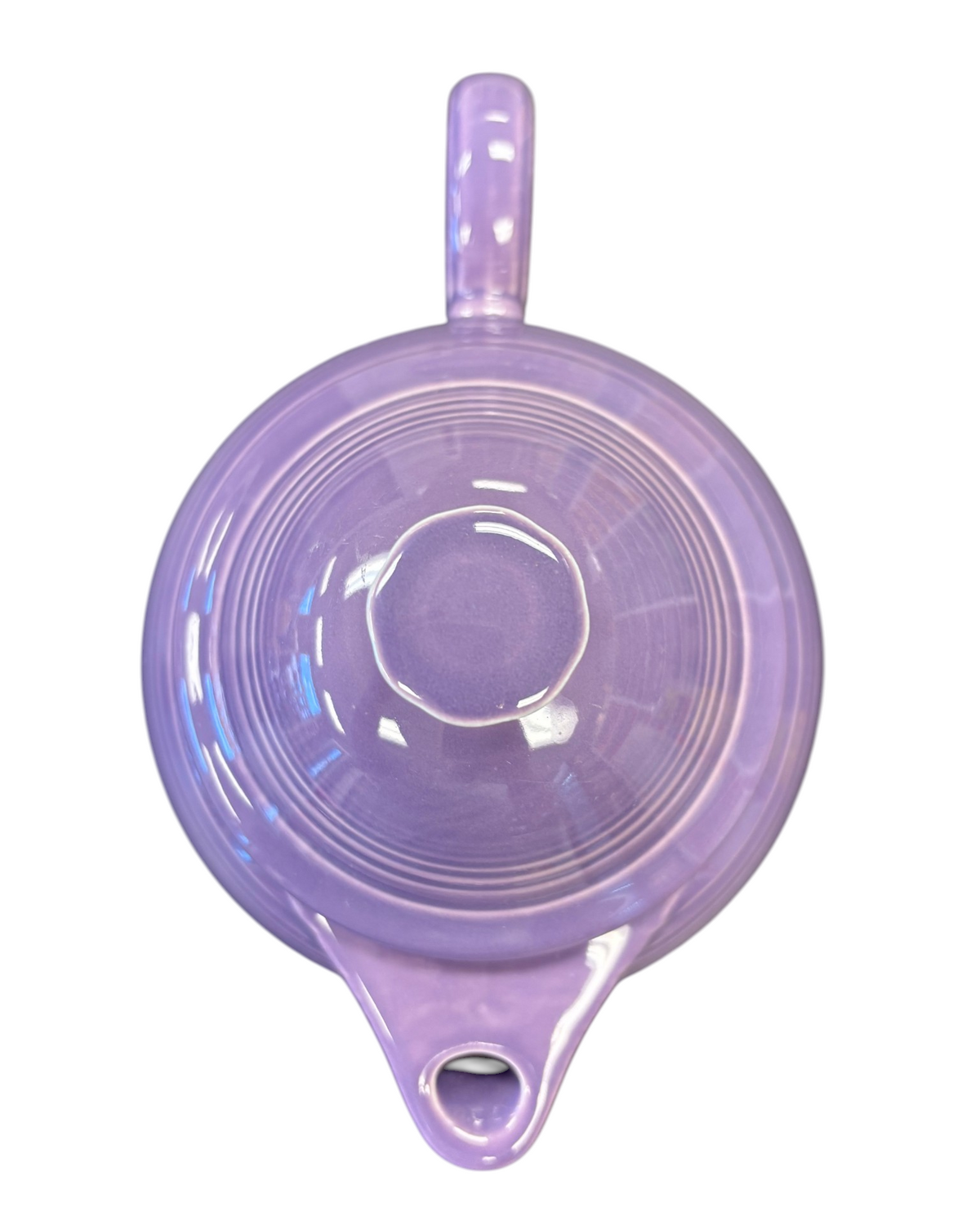 This is a Fiesta Fiestaware Five-cup 5-cup Ring Handled Tea Pot with Lid in Lilac. lead-free, Post 1986, Retired Color Retired Shape
