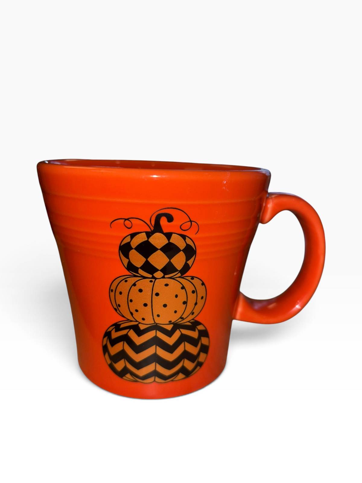 This is Fiesta fiestware Tapered Mug featuring the Trio of Geo Pumpkins decal on poppy. Lead free, post 1986,  retired decal, Halloween
